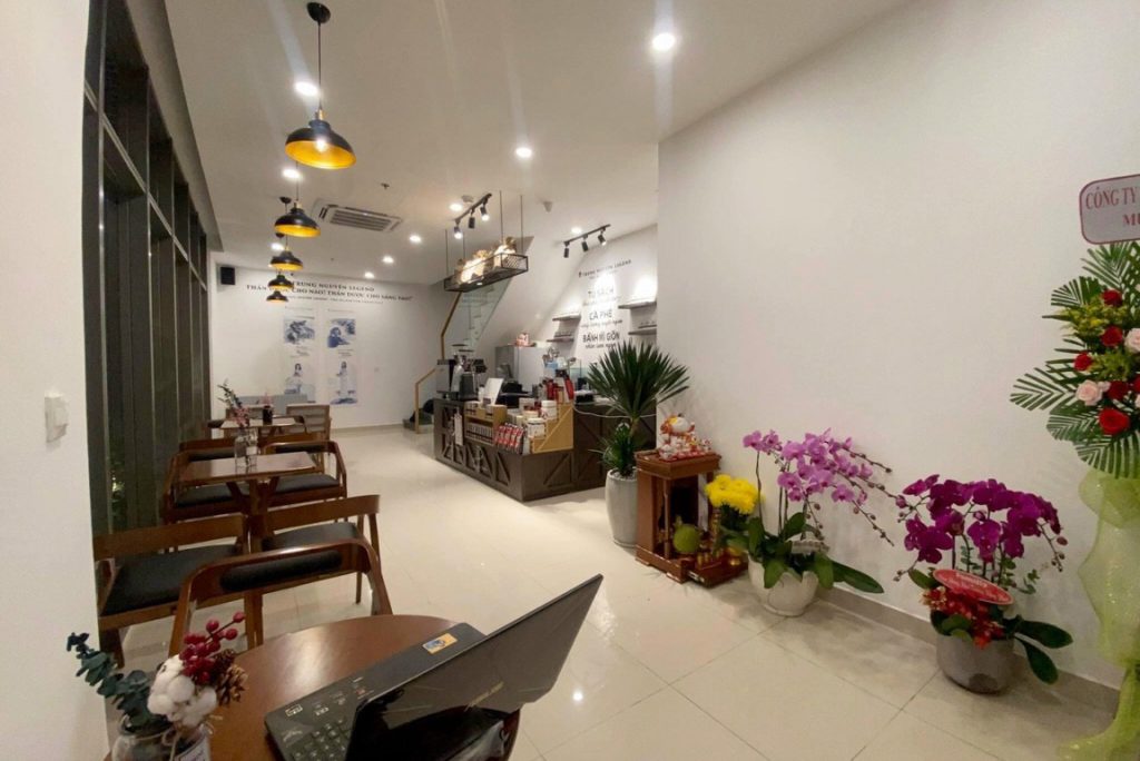 Thi công hệ thống chiếu sáng nhà xưởng tiết kiệm điện